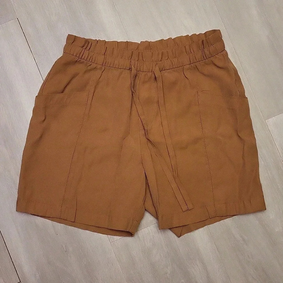 🛍Old Navy Camel Elastic Waist Drawstring Womens Shorts Size XS‎ - Picture 1 of 7
